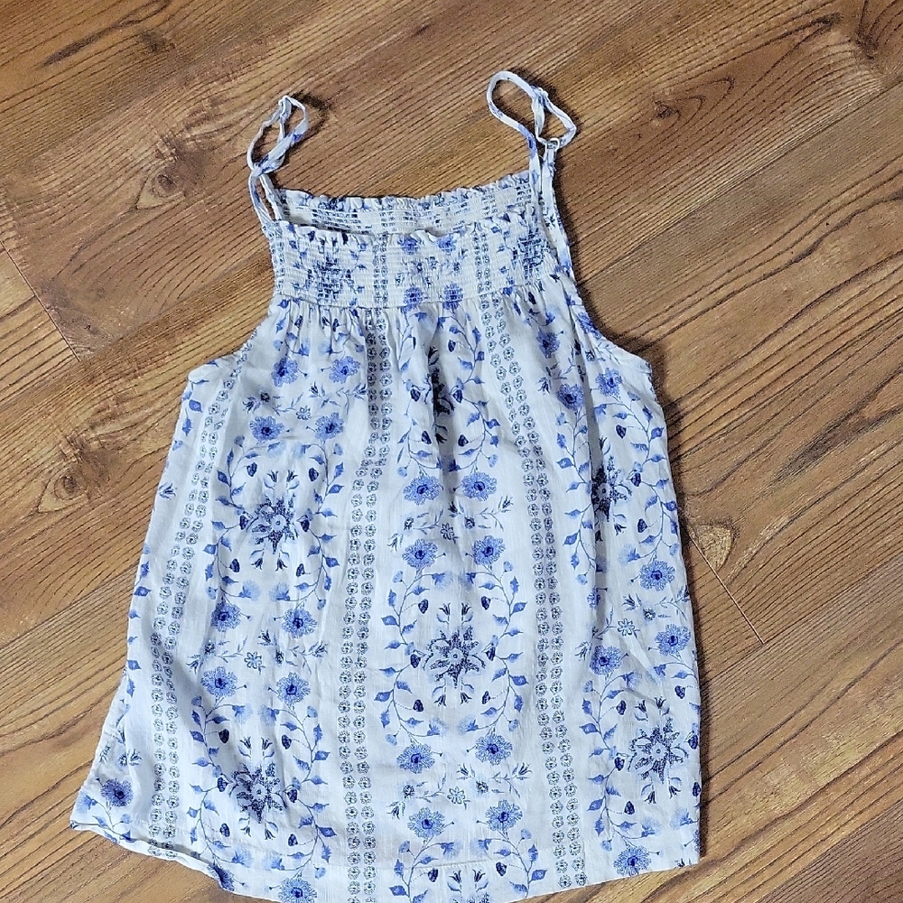 Old Navy White and Blue Smocked Camisole